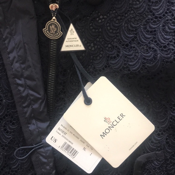 Moncler jacket elegant lace in dark blue - Picture 7 of 8